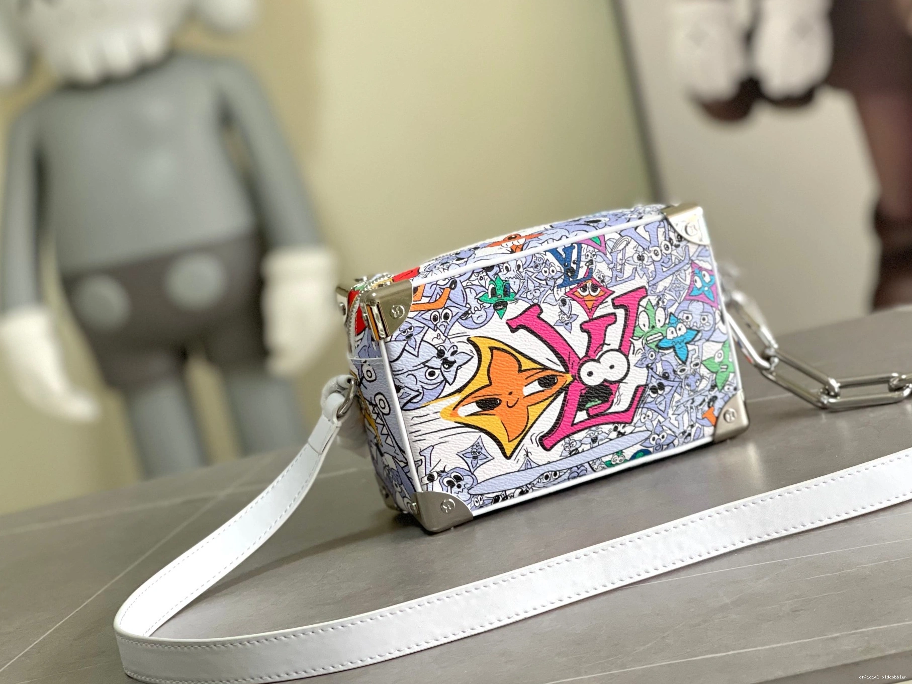 Official oldcobbler LOUIS VUITTON MINI TRUNK SOFT 0809